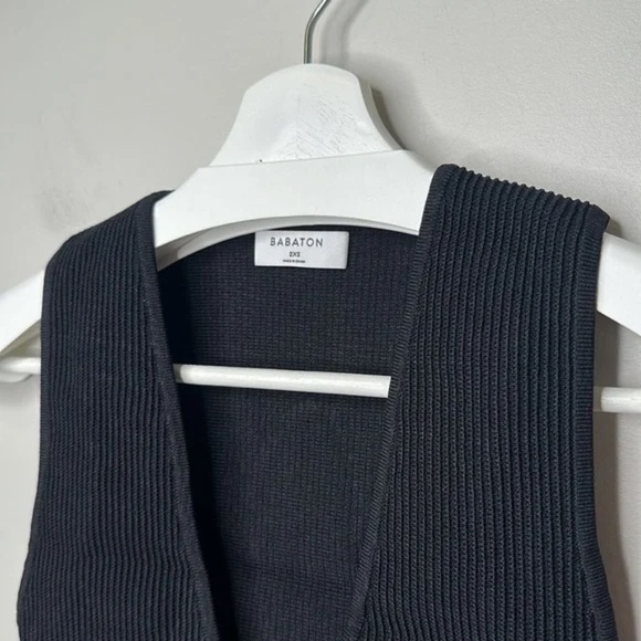 Aritzia Babaton Black Sculpt Knit Deep V Tank - Picture 4 of 9